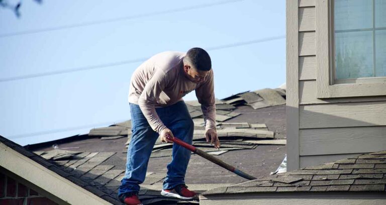 What to Look for in a Roofing Contractor for Roof Repairs in Beverly, MA