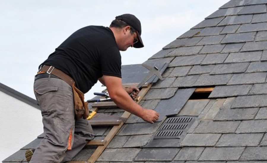 How to choose the right professional roofer in beverly