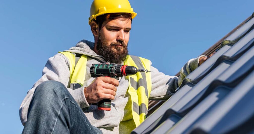 Read this Before Hiring a Roofing Contractor in Beverly, MA