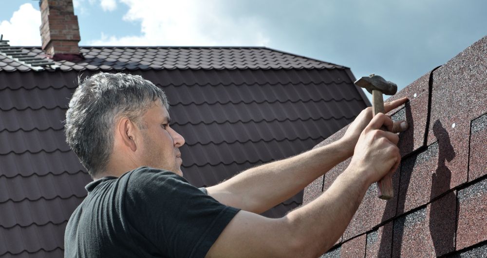 8 Reasons to Avoid DIY Roof Repairs — Trust a Professional Roofing Contractor Instead!